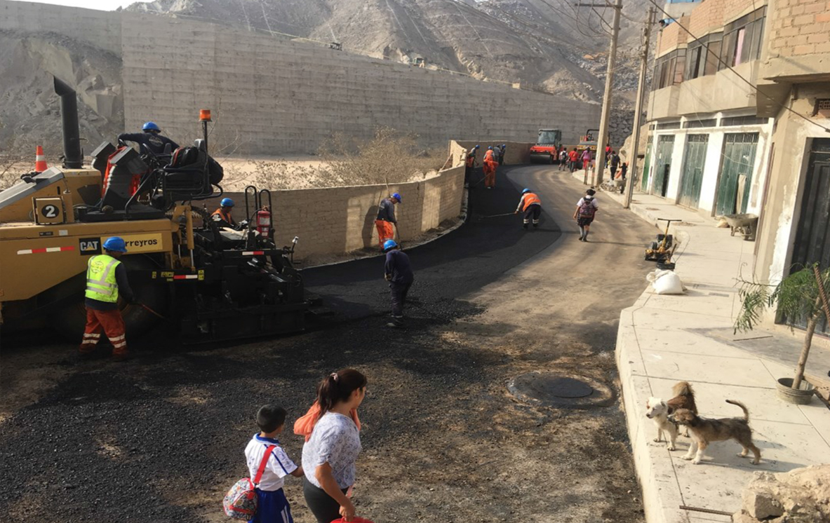Construcción de pistas y veredas en la calle Santa Rosa y las Flores de la asoc. de vivienda Santa Rosa de Valle Grande y calle Santa del programa municipal urbano ambiental las longueras, zona 03 – sub zona 03 gallery