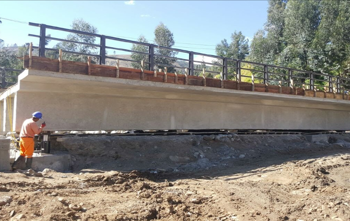 Mejoramiento del Puente Obraje, Distrito Carhuaz, Provincia de Carhuaz – Ancash gallery